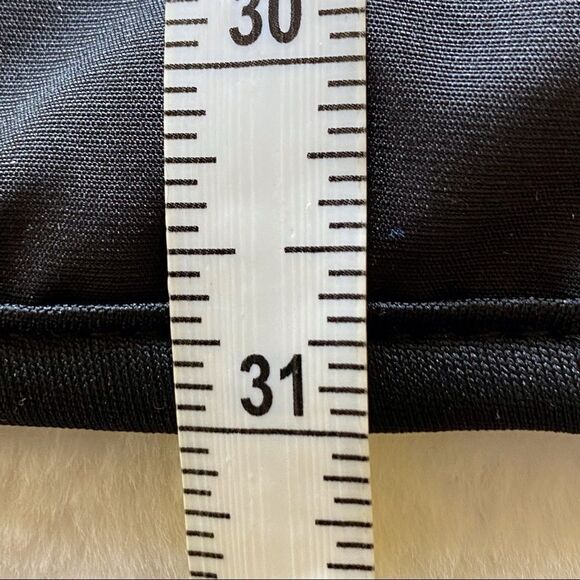 NHL Red Wings Windbreaker Style Jacket Black and Red Size Large - Picture 10 of 11